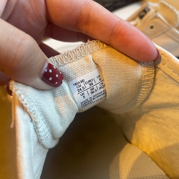 Onitsuka Tiger slip one by Asics Cream and Black Sneakers - Picture 4 of 5